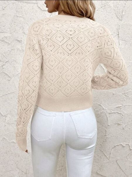 Ajurlu Baklava Desen Düğmeli Ara Boy Hırka