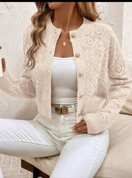 Ajurlu Baklava Desen Düğmeli Ara Boy Hırka